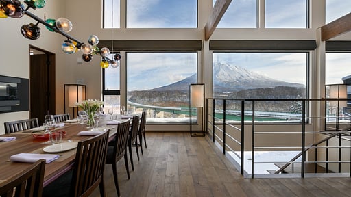 Panorama Niseko 1 Dining area