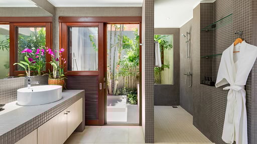 Panorama Summit Villa Bedroom 1