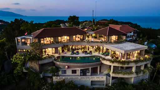 Panorama Summit Villa Drone pictures