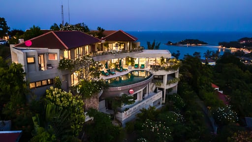 Panorama Summit Villa Drone pictures