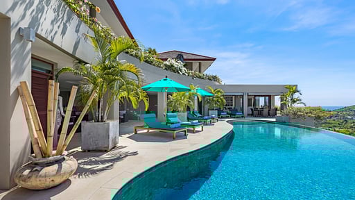 Panorama Summit Villa Swimming pool