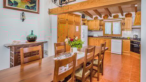 Can Blanco Обеденная зона