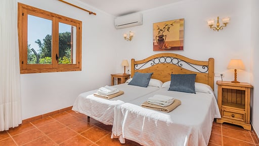 Can Blanco Спальня 2