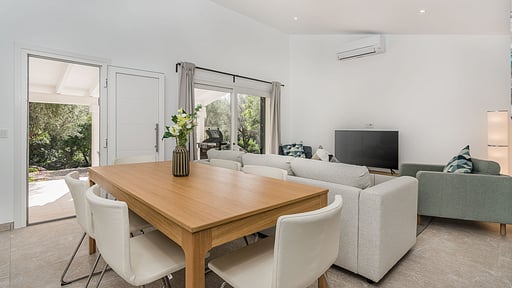 Romani Обеденная зона