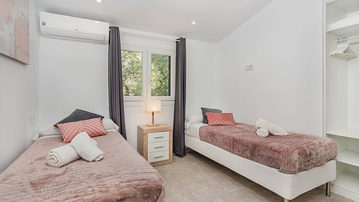 Romani Спальня 2