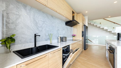 Blue Pearl Villa Кухня