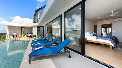 Blue Pearl Villa Бассейн