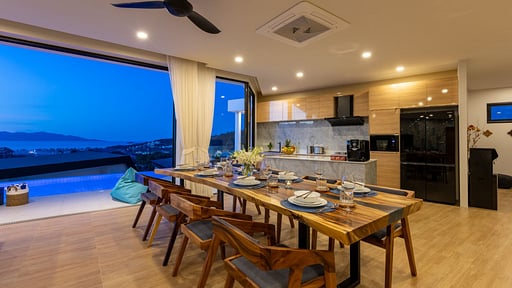 Blue Pearl Villa Обеденная зона