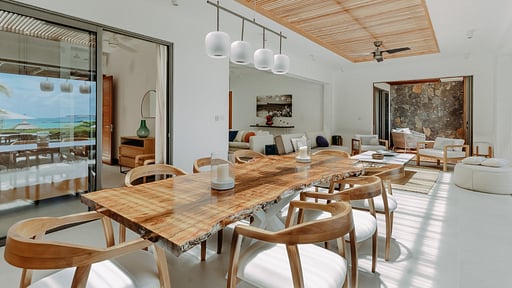 Peninsula Beach Villa Essecke