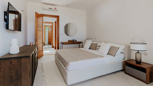 Peninsula Beach Villa Schlafzimmer 1