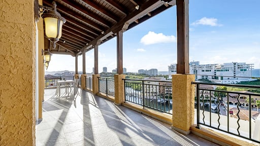 Penthouse La Perla Sky Others