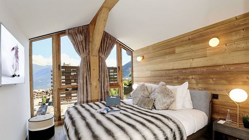 Penthouse le Grizzli Bedroom 1