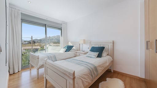 Penthouse Rosas Bedroom 3