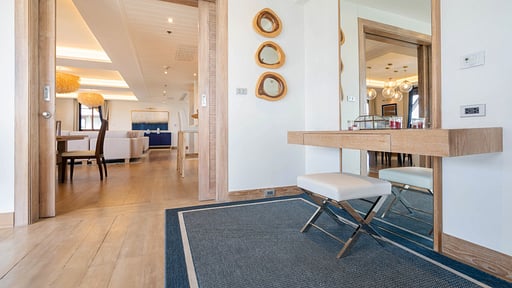 Penthouse Skyline Others