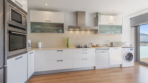 Penthouse Tomir Kitchen