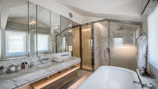 Chalet Perce Neige Bedroom 1
