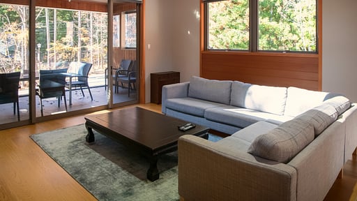 Phoenix Cocoon Chalet Living room