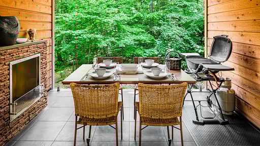 Phoenix One Chalet Dining area