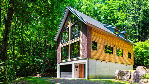 Phoenix One Chalet Surroundings