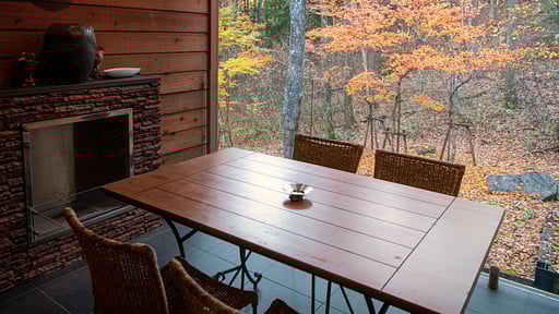 Phoenix One Chalet Dining area