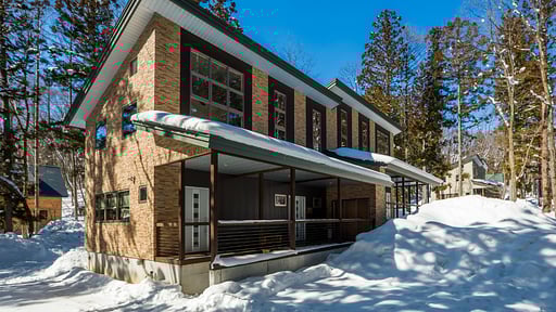 Phoenix Three Bedroom Chalet Surroundings