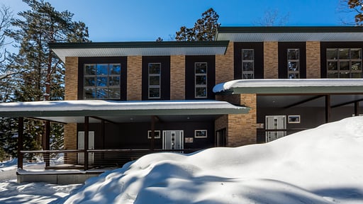 Phoenix Three Bedroom Chalet Surroundings