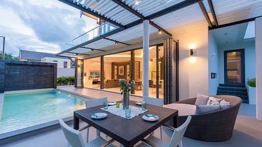 Picasso Villas Zwembad 1