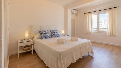 Piso Carles Camera da letto 1