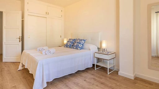 Piso Carles Camera da letto 1