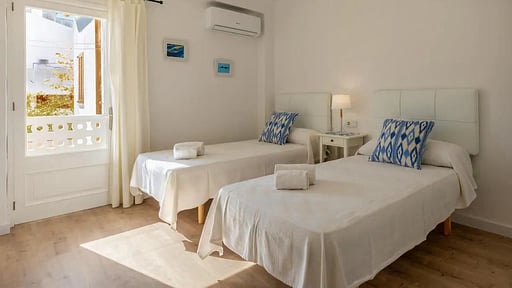 Piso Carles Camera da letto 2