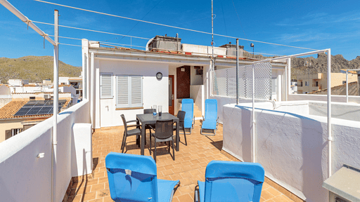 PISO MARINA Dining area