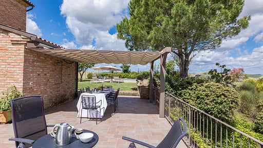 Podere Casello Dining area