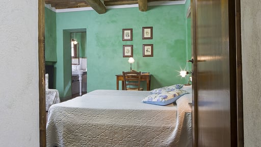 Podere La Casetta Granaio Bedroom 2