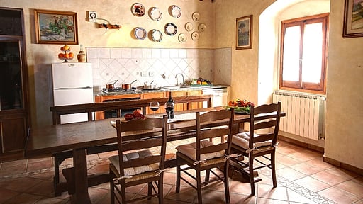 Podere Vignola Salle à manger 2