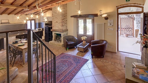 Podere Vignola Salon 3