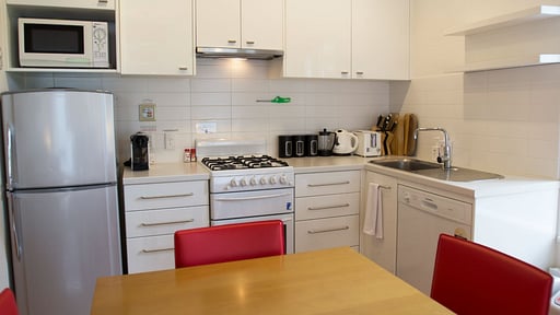 Powder Tracks Apartment Two Bedroom Dining area