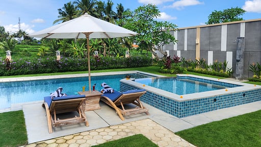 Pranaya Arunava Villa Schwimmbad