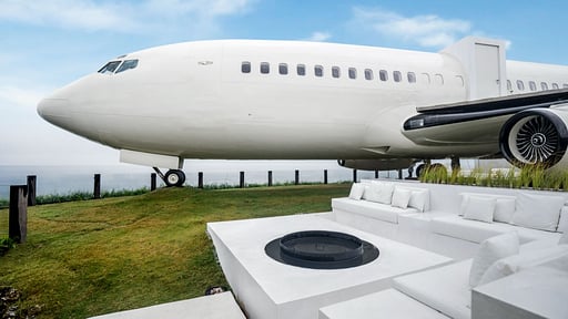 Private Jet Villa Living room 2
