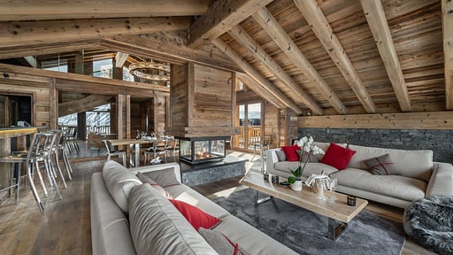 Chalet Pure Black Crystal Living room