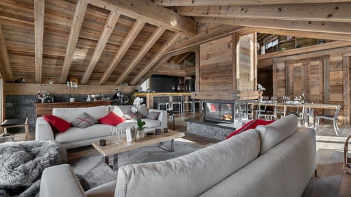 Chalet Pure Black Crystal Living room