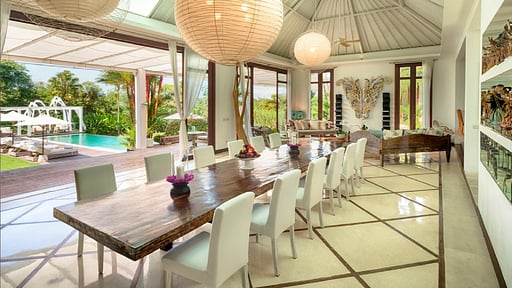 Pure Villa Dining area