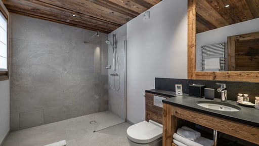 Chalet Pure White Crystal Schlafzimmer 2