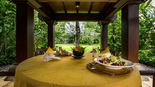 Villa Purnati Dining area