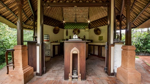 Villa Purnati Kitchen
