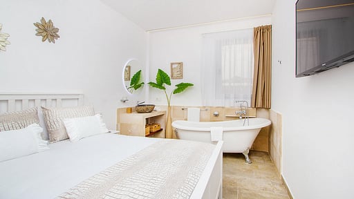 Rainbow Home Chambre 1