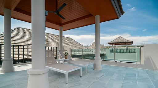 Rawayana Central Park Four Bedroom Deluxe Villa Terrace/Veranda