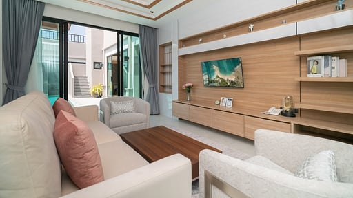 Rawayana Central Park Four Bedroom Deluxe Villa Living room