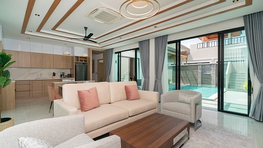 Rawayana Central Park Four Bedroom Deluxe Villa Living room