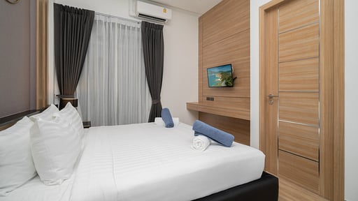 Rawayana Central Park Three Bedroom Deluxe Villa Bedroom 2