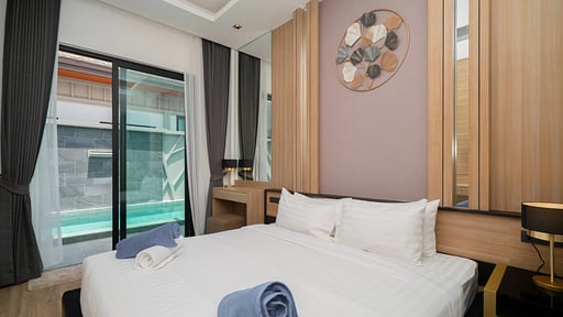 Rawayana Central Park Three Bedroom Deluxe Villa Bedroom 3